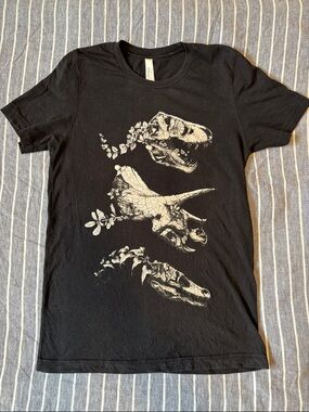 Fun Floral Dinosaur Skeleton Black T-shirt Women’s Size Small